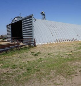 Holt County, NE feedlot for sale