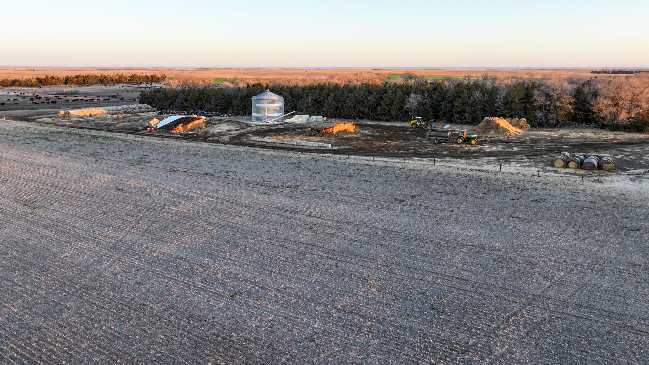 Holt County, Nebraska Irrigated Farm/Backgrounding Unit